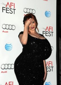 Christina Hendricks mega cleavage – Big Boobs Celebrities